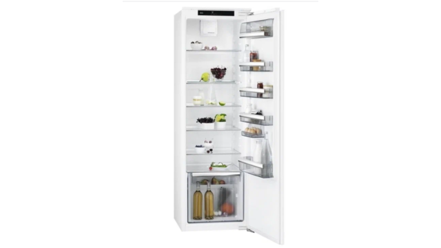Refrigerator AEG SKE818F1DC